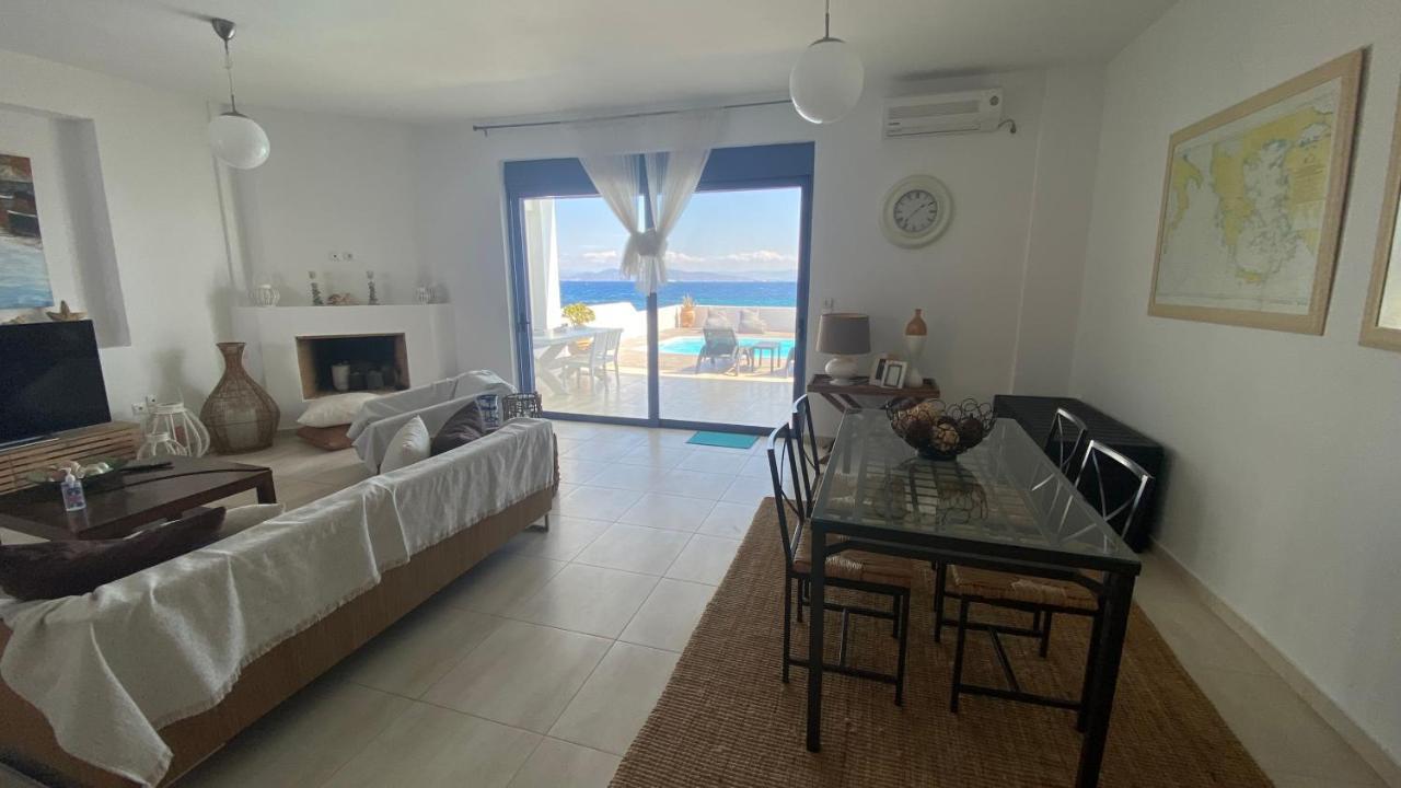 Nv Pool Villa Agioi Bagian luar foto