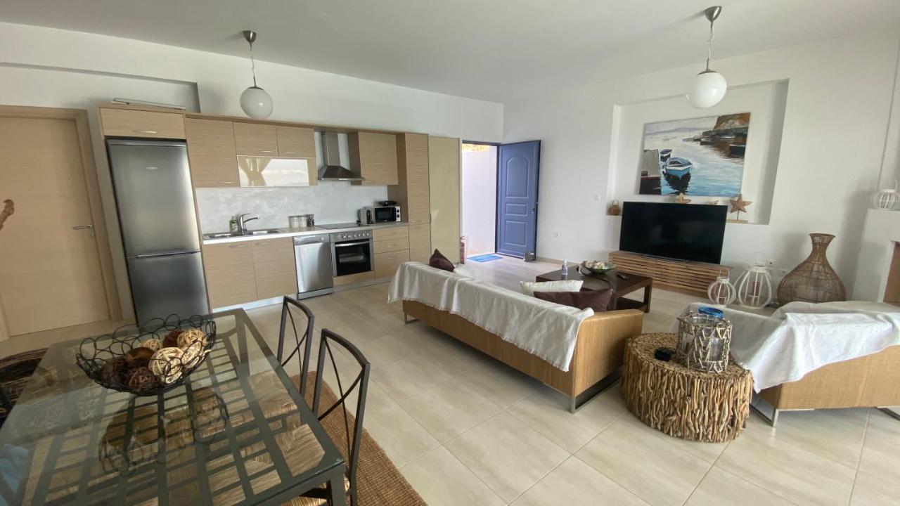 Nv Pool Villa Agioi Bagian luar foto