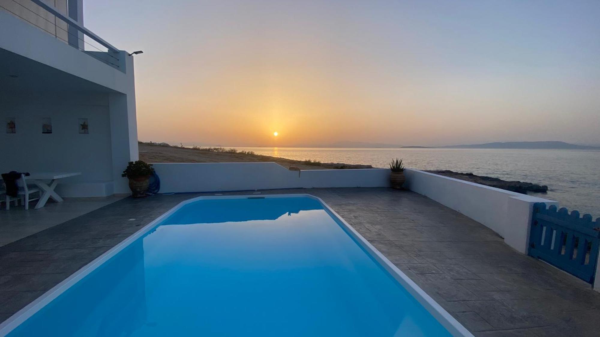 Nv Pool Villa Agioi Bagian luar foto